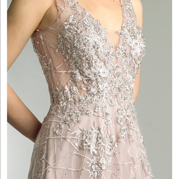 Basik Black Label Formal Evening gown. Mother of the bride gown - Picture 4 of 8